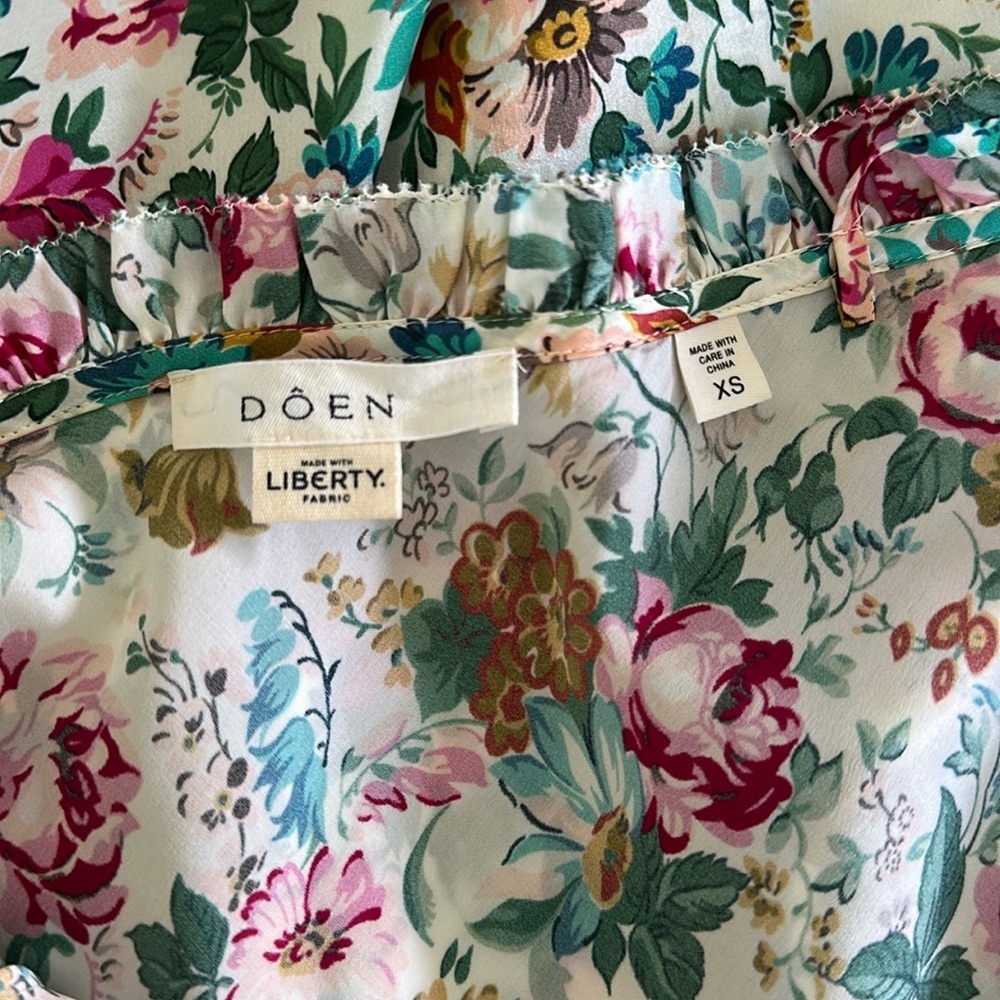Doen Calsi Silk Dress in Liberty Rose Romance - Picture 7 of 13
